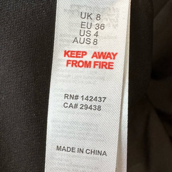 ✨EUC✨ Little Mistress London Bodycon Black with gold and silver sequins Size 4 - Picture 11 of 15